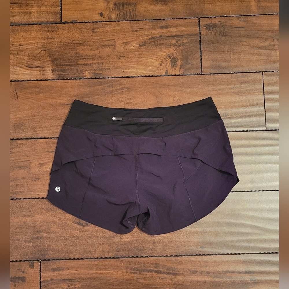 NWOT Speed Up Mid-Rise Lined Short 4"
